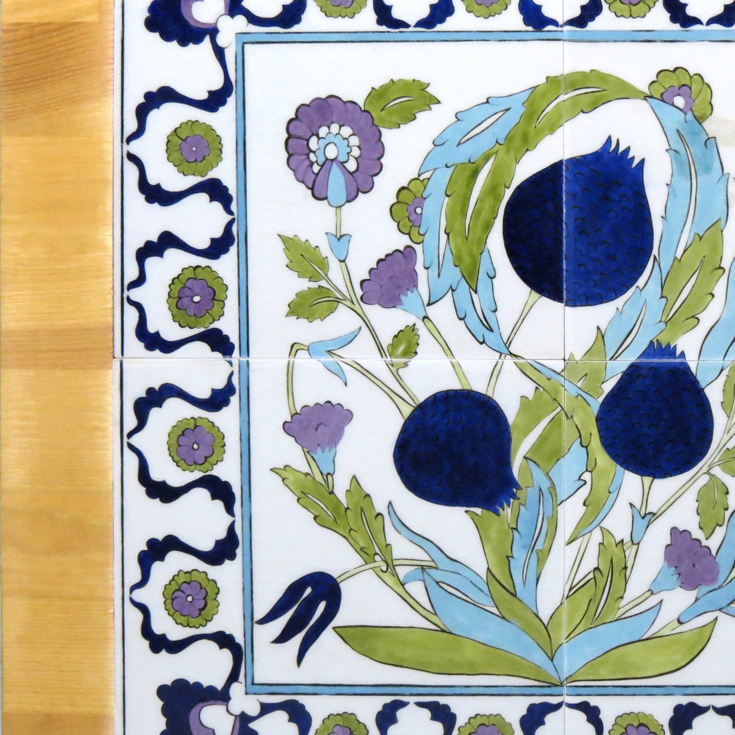 Şam İşi Deseni Çini ve Ahşap Sehpa